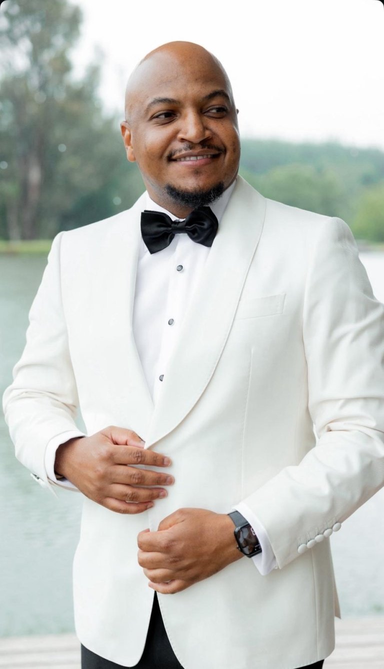 Weyridges Custom Tailored Wedding Suit Detail